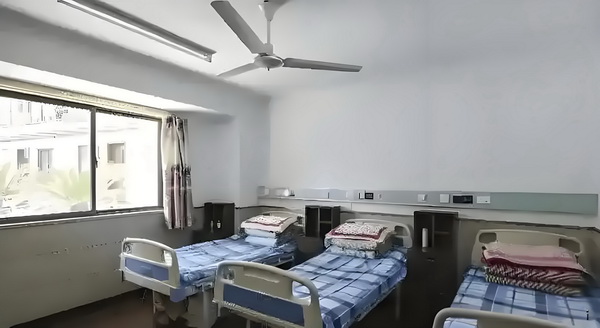 深圳市积分入户_舒淇导演首作入围威尼斯主竞赛单元，黄渤《浪浪人生》定档12月 舒淇导演首斯主竞赛单日前